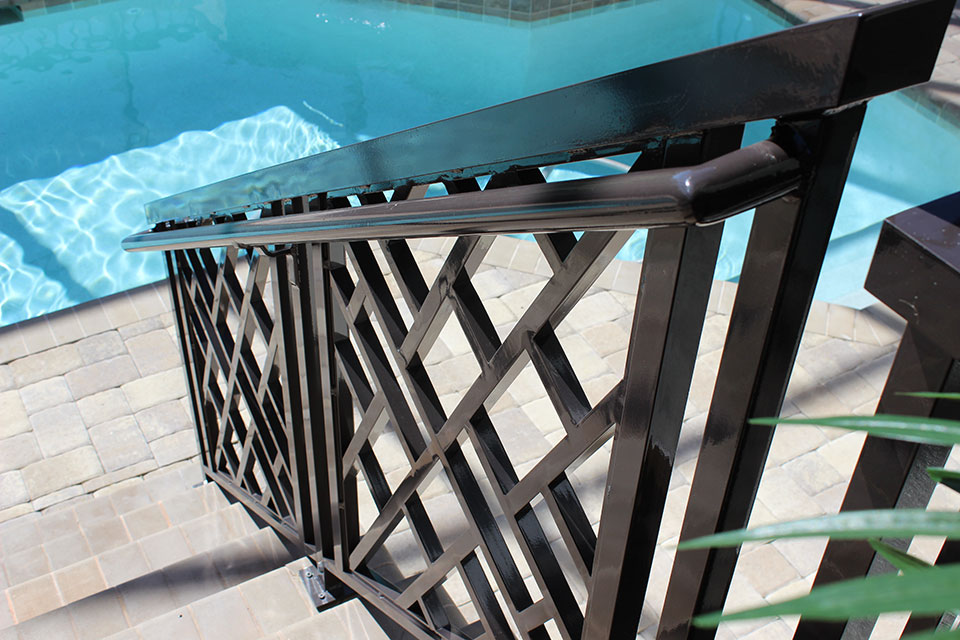 #126E Chippendale Design Welded Powder Coated Aluminum Exterior Rail System